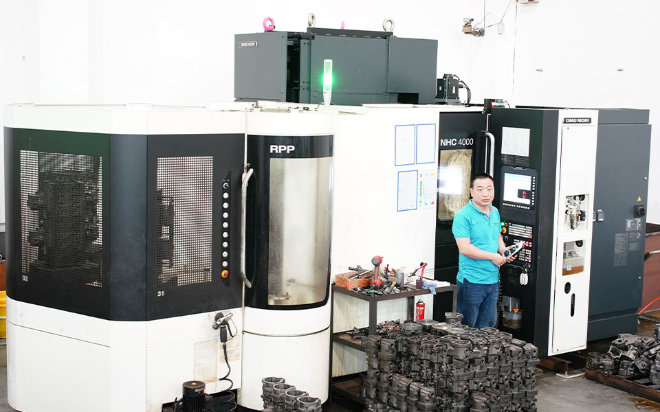 德國德馬吉森精(DMG MORI NHC4000) 臥式加工中心 (5工作臺)